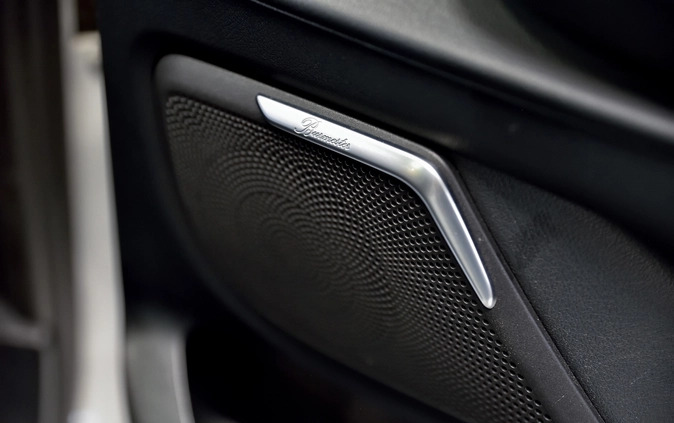 Mercedes-Benz Klasa V cena 233700 przebieg: 157570, rok produkcji 2019 z Końskie małe 742